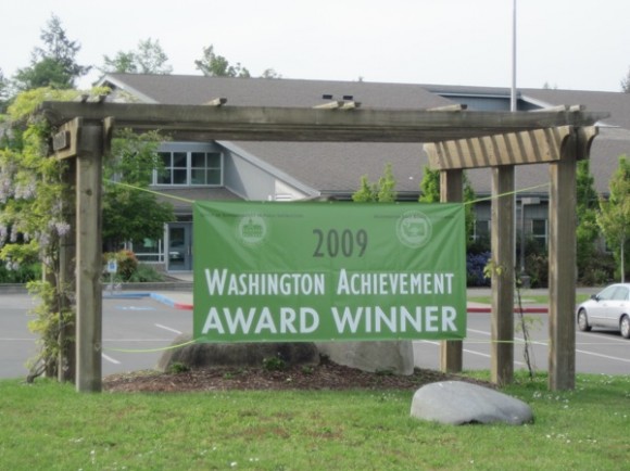 Sakai Intermediate School (5th-6th grade), 2009 Washington Achievement Award Winner