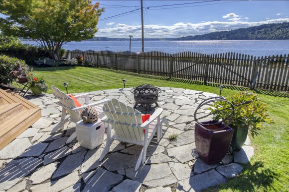 3692 Crystal Springs Dr Ne listed by Jen Pells Real Estate Windermere - Waterfront Homes on Bainbridge Island 