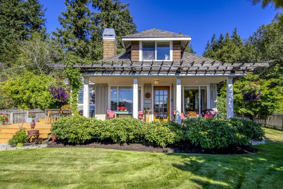 3692 Crystal Springs Dr Ne listed by Jen Pells Real Estate Windermere - Waterfront Homes on Bainbridge Island 