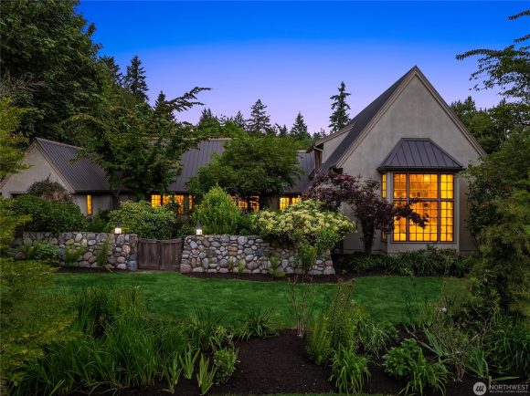 Dolphin Drive sold by  Jen Pells of Windermere on Bainbridge Island in 2024.